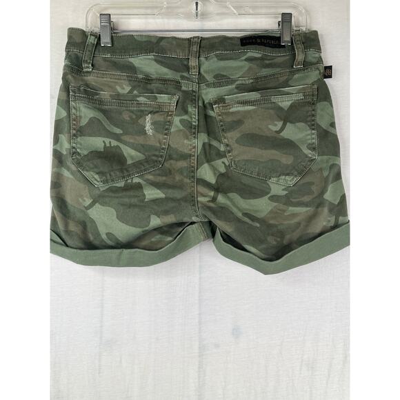 Rock & Republic Distressed Camo Shorts Size 8 EUC - Picture 10 of 10